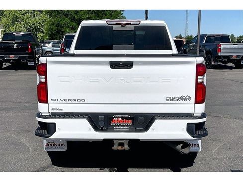 Used 2023 Chevrolet Silverado 3500 High Country w/ Z71 Off-Road Package AWD/4WD image 4