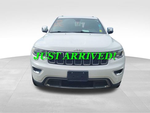 Used 2022 Jeep Grand Cherokee Limited image 2