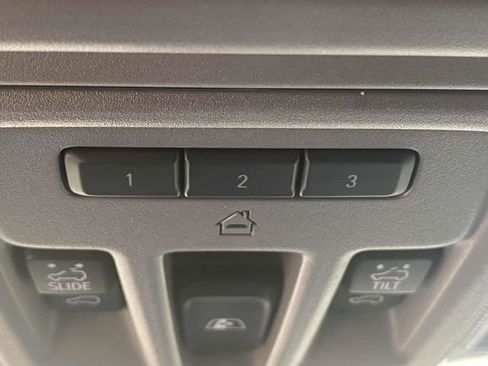 Used 2025 Chevrolet Silverado 1500 RST image 33