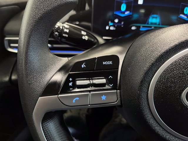 Used 2024 Hyundai Elantra SEL FWD image 22