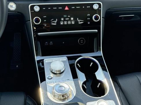 Used 2025 Genesis GV80 2.5T Standard image 22