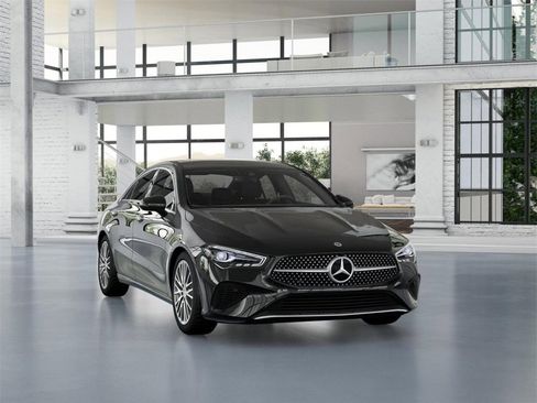 Certified 2025 Mercedes-Benz CLA 250 4MATIC image 9