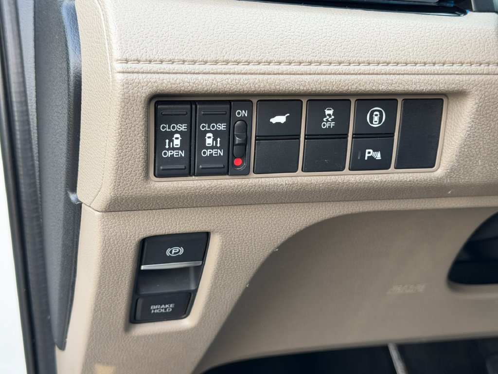 Used 2024 Honda Odyssey Touring image 18