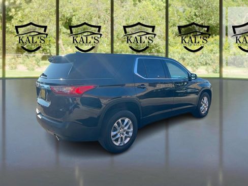 Used 2018 Chevrolet Traverse LS AWD/4WD image 5