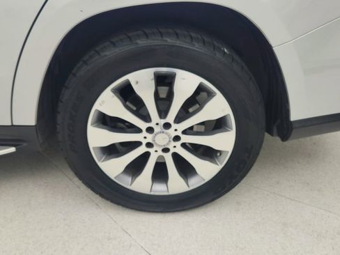 Used 2017 Mercedes-Benz GLS 450 4MATIC image 29