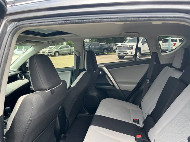 Used 2018 Toyota RAV4 XLE FWD image 27