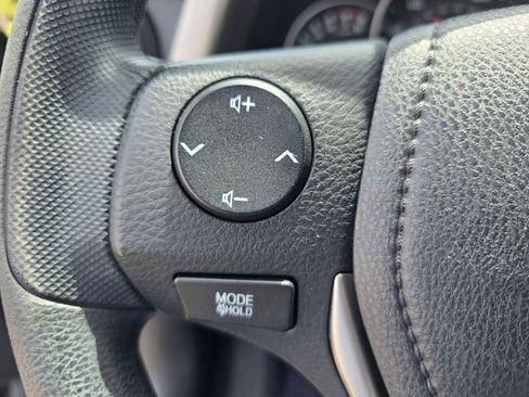 Used 2016 Toyota RAV4 LE FWD image 31