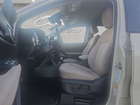 Used 2025 Ford Ranger XLT w/ Equipment Group 301A High RWD image 19