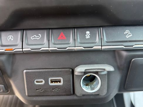 Used 2023 GMC Sierra 1500 Pro w/ Pro Value Package image 23