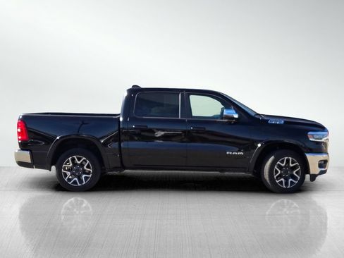 Used 2025 RAM 1500 Laramie AWD/4WD image 3