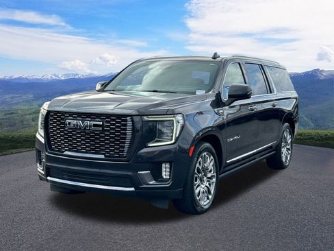 Used 2023 GMC Yukon XL Denali Ultimate image 1