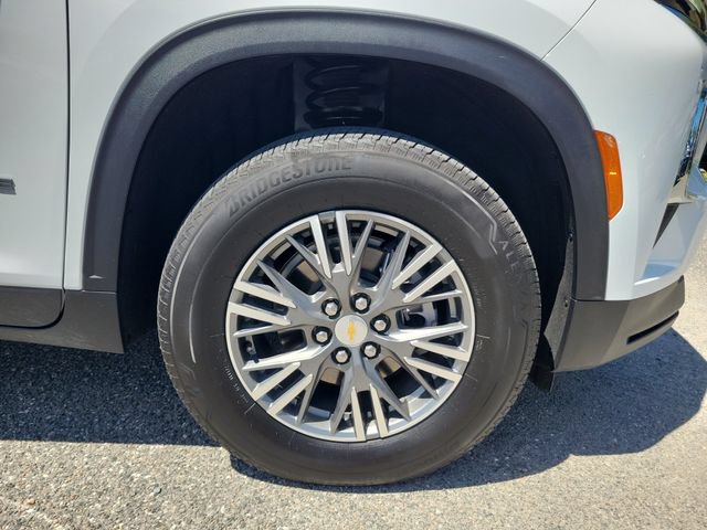 Certified 2026 Chevrolet Traverse LT w/ Driver Confidence Package FWD image 6