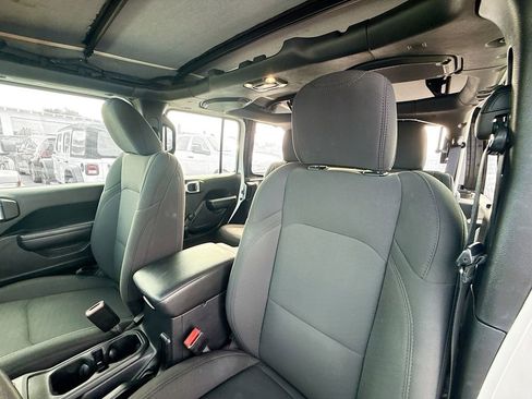 Used 2021 Jeep Wrangler Unlimited Sport image 20