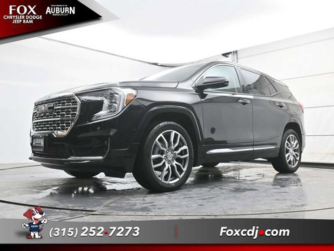 Used 2024 GMC Terrain Denali w/ Denali Premium Package image 22