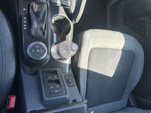 Used 2023 Ford Bronco Big Bend image 7