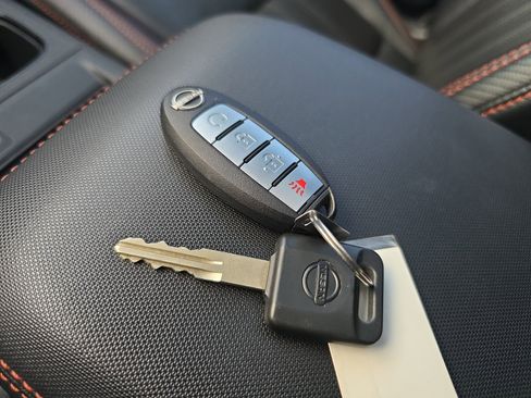 Used 2023 Nissan Frontier PRO-4X w/ Pro-4X Premium Package image 36