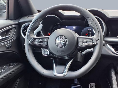 New 2025 Alfa Romeo Stelvio Sprint w/ Convenience Package AWD/4WD image 9