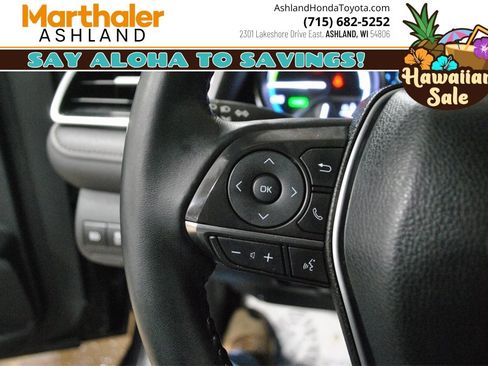 Used 2018 Toyota Camry XLE image 19