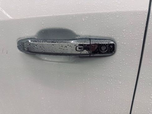 Used 2024 GMC Sierra 1500 SLT image 20