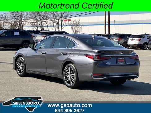 Used 2023 Lexus ES 250 w/ Premium Package AWD/4WD image 3