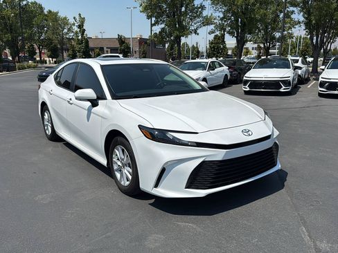 Used 2025 Toyota Camry LE w/ Convenience Package AWD/4WD image 10