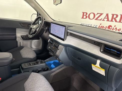 New 2025 Ford Maverick XLT w/ XLT Luxury Package image 21