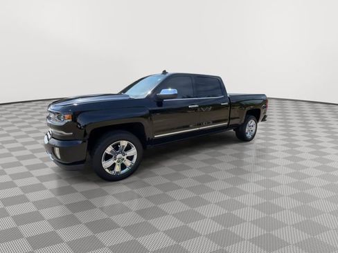Used 2016 Chevrolet Silverado 1500 LTZ Z71 w/ LTZ Plus Package AWD/4WD image 4