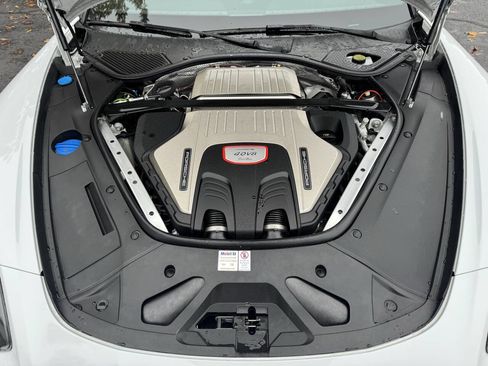 Used 2018 Porsche Panamera Turbo image 15