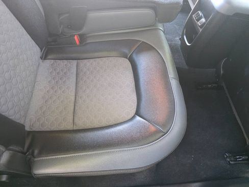Used 2016 Chevrolet Colorado Z71 AWD/4WD image 39