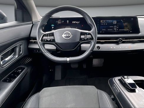 Used 2023 Nissan Ariya FWD image 8