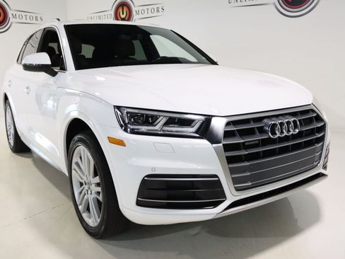 Used 2019 Audi Q5 2.0T Premium Plus w/ Premium Plus Package AWD/4WD image 24