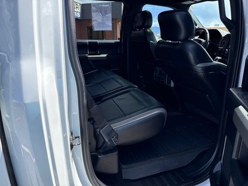 Used 2017 Ford F150 Raptor w/ Equipment Group 802A Luxury AWD/4WD image 31