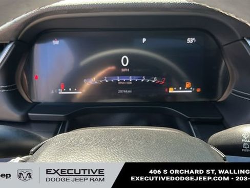 Used 2023 Jeep Grand Cherokee Altitude image 15