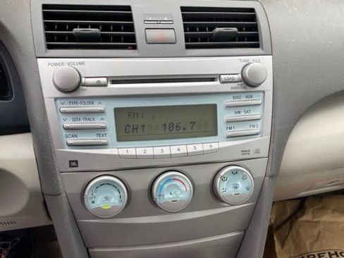 Used 2007 Toyota Camry LE FWD image 24