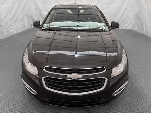 Used 2016 Chevrolet Cruze LT w/ Sun And Sound Package image 2