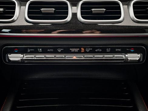 Used 2021 Mercedes-Benz GLE 53 AMG 4MATIC image 38