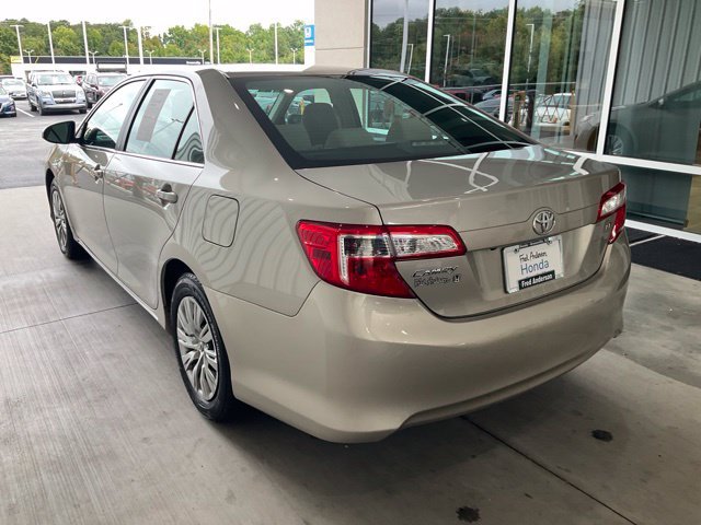 Used 2014 Toyota Camry LE FWD image 17