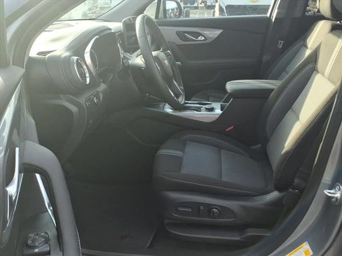 New 2026 Chevrolet Blazer LT w/ Convenience Package FWD image 16