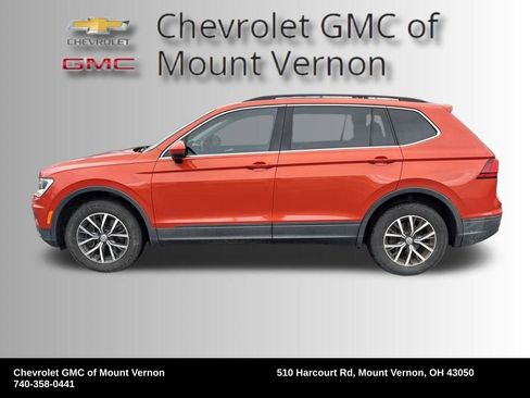 Used 2019 Volkswagen Tiguan SE w/ Panoramic Sunroof Package image 2