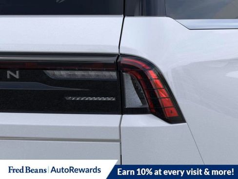 New 2026 Lincoln Navigator L Reserve AWD/4WD image 22