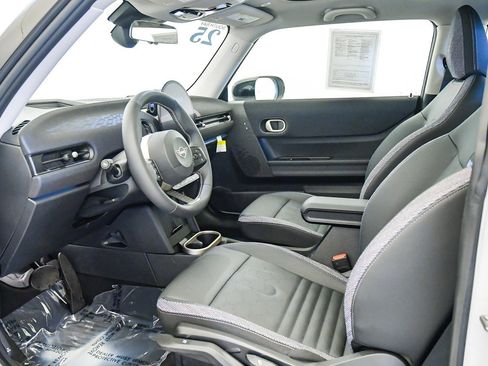 Used 2025 MINI Cooper S image 17