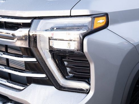 New 2026 Chevrolet Silverado 3500 LTZ w/ LTZ Convenience Package image 25