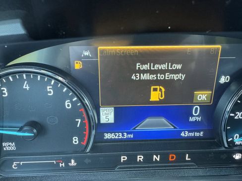 Used 2023 Ford Explorer XLT w/ Equipment Group 202A AWD/4WD image 6