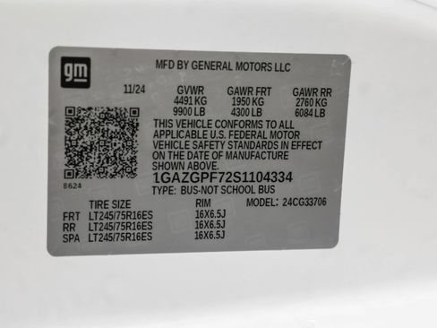 Used 2025 Chevrolet Express 3500 LT w/ LT Preferred Equipment Group image 45