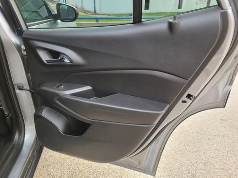 Used 2024 Chevrolet Trax LS image 10