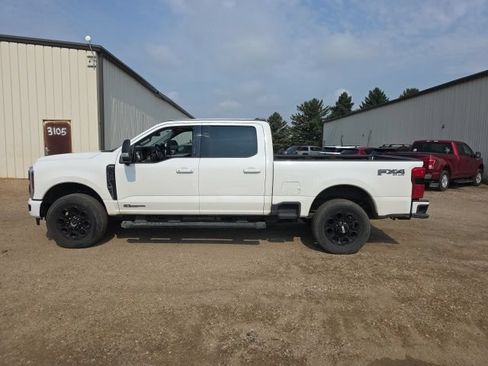 Used 2024 Ford F350 Lariat w/ Lariat Ultimate Package AWD/4WD image 3