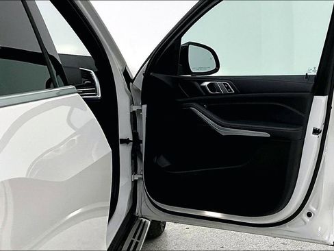 Used 2023 BMW X5 sDrive40i image 26