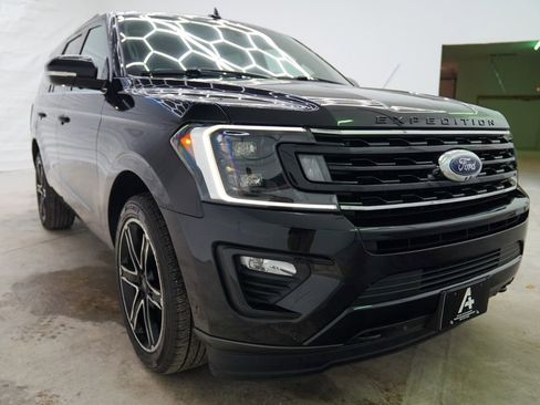 Used 2020 Ford Expedition Limited w/ Equipment Group 303A image 8