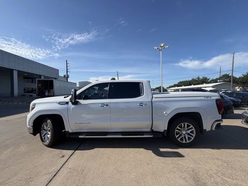Used 2022 GMC Sierra 1500 SLT AWD/4WD image 8