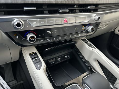 New 2025 Kia Telluride EX image 23